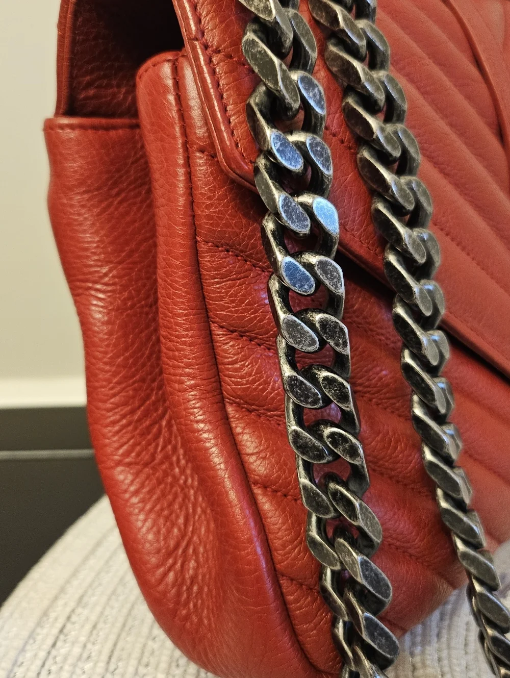 YSL Saint Laurent College Medium Red Chevron Leather Bag - Picture 4 of 16